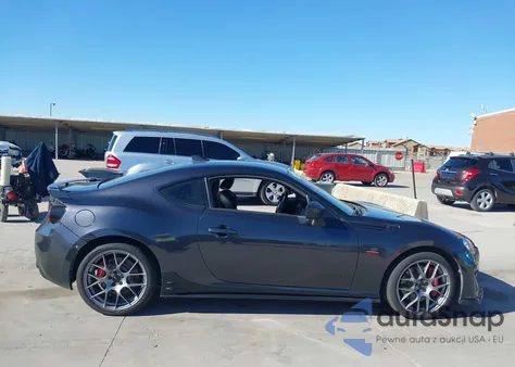 2017 Subaru Brz Limited z USA, uszkodzony, nr VIN JF1ZCAC12H9605658